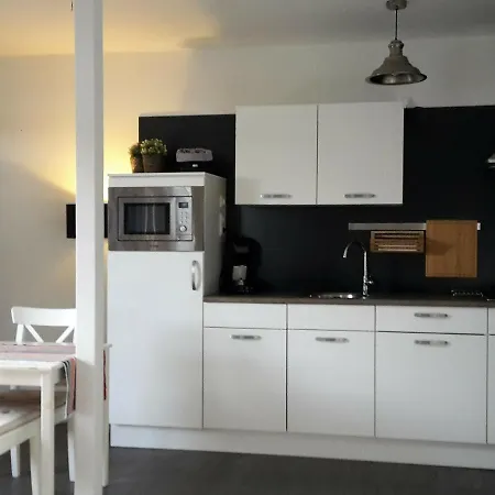 Apartment Cozy In With Balcony